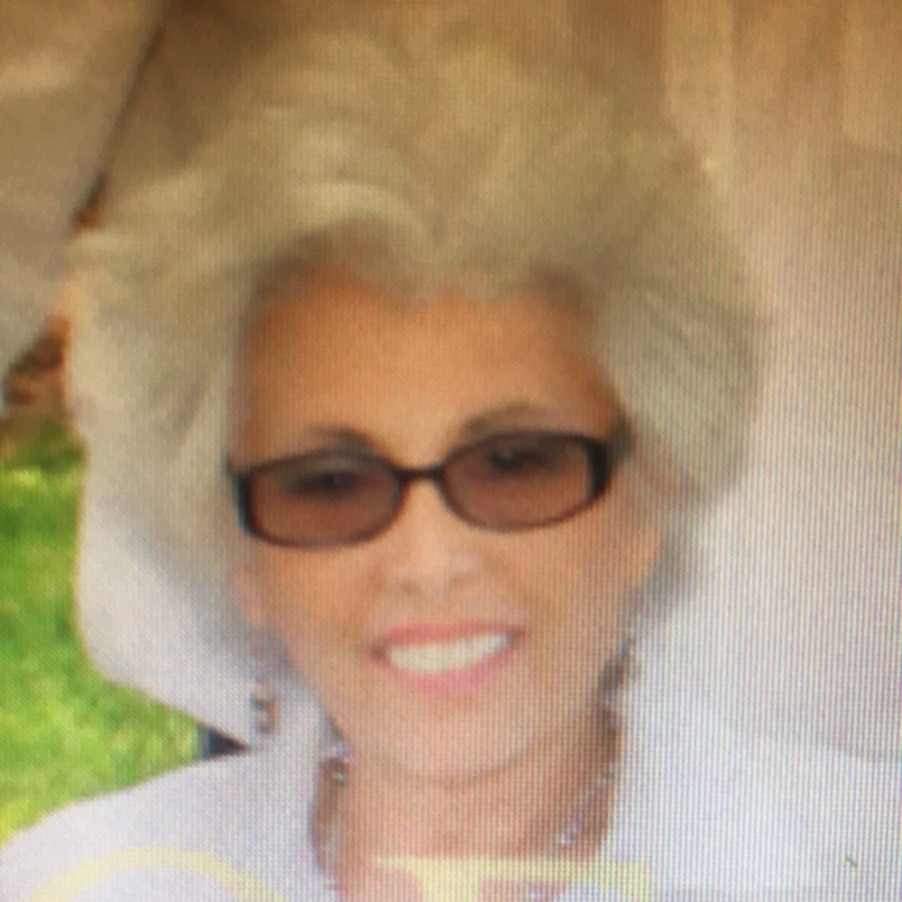 Meet your Posher, Myra